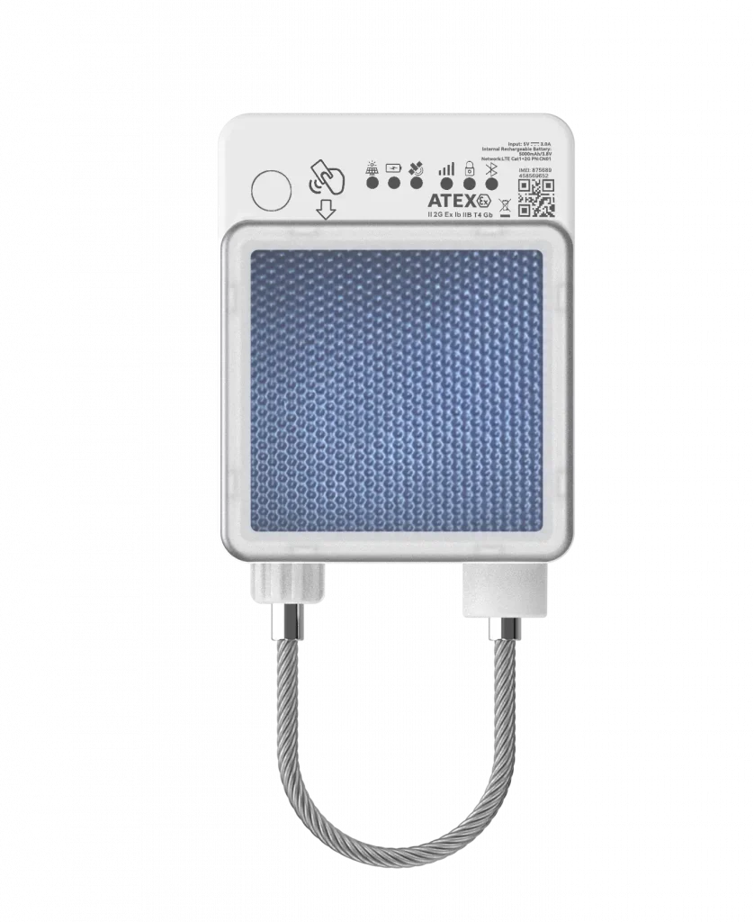 SolarGuardX 120 CB01 4G+2G GPS electronic lock main image front view transparent background